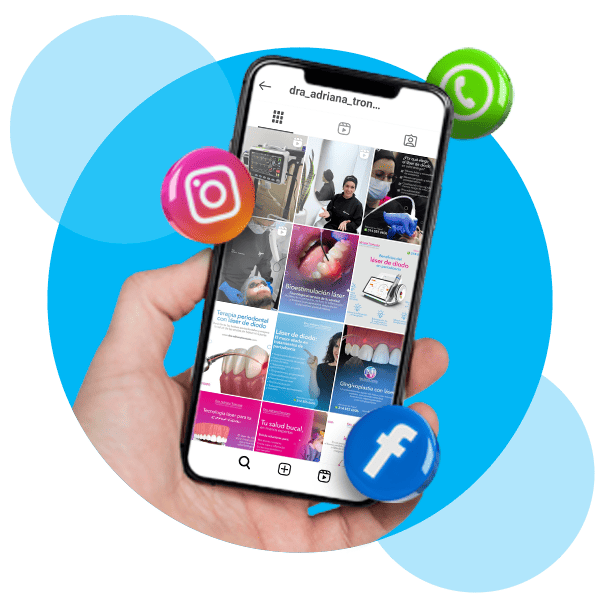 Imagen de celular con representación de los servicios de administración de redes sociales